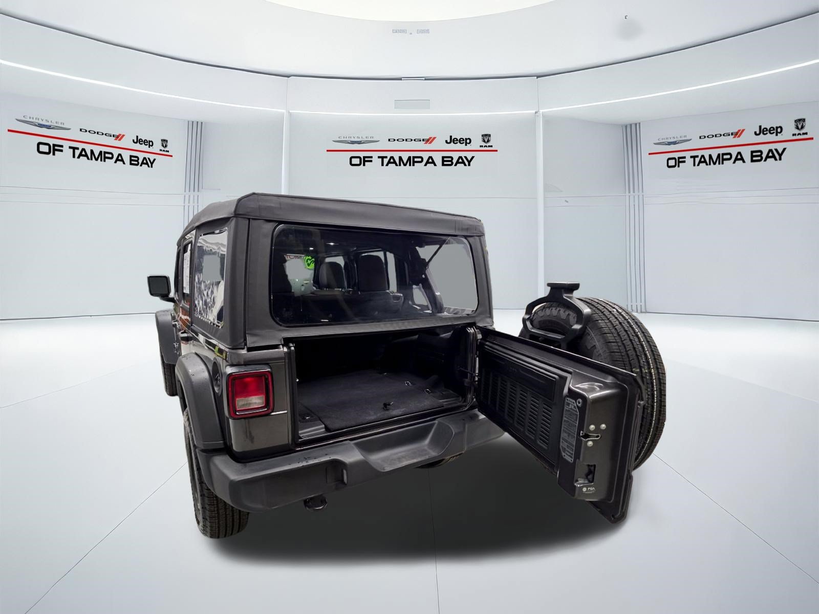 Used 2025 Jeep Wrangler Unlimited Sport AWD/4WD image 35