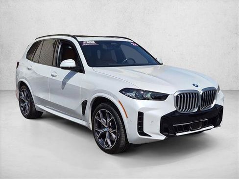Certified 2024 BMW X5 xDrive50e w/ M Sport Package AWD/4WD image 3