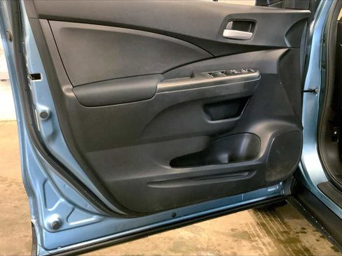 Used 2015 Honda CR-V LX image 20