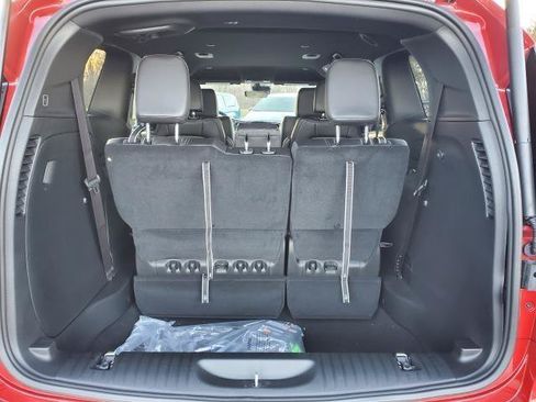 Used 2026 Chrysler Voyager LX FWD image 24