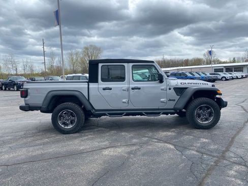 Used 2020 Jeep Gladiator Sport w/ Quick Order Package 24S AWD/4WD image 12