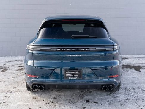 Used 2025 Porsche Cayenne S image 6