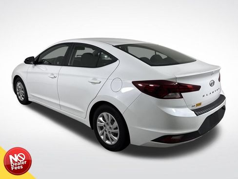 Used 2019 Hyundai Elantra SE w/ Cargo Package FWD image 6