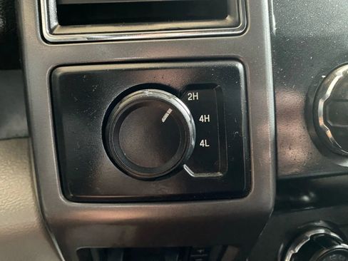 Used 2019 Ford F350 XLT image 28