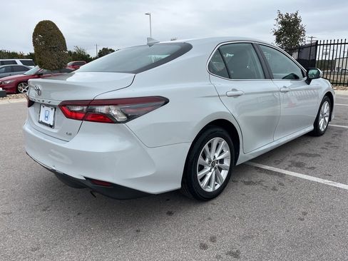 Used 2023 Toyota Camry LE image 4