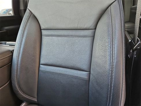 Used 2020 GMC Sierra 3500 Denali w/ Denali Ultimate Package image 16