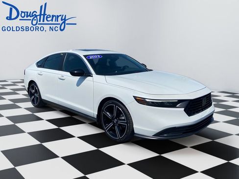 Used 2023 Honda Accord Sport image 7
