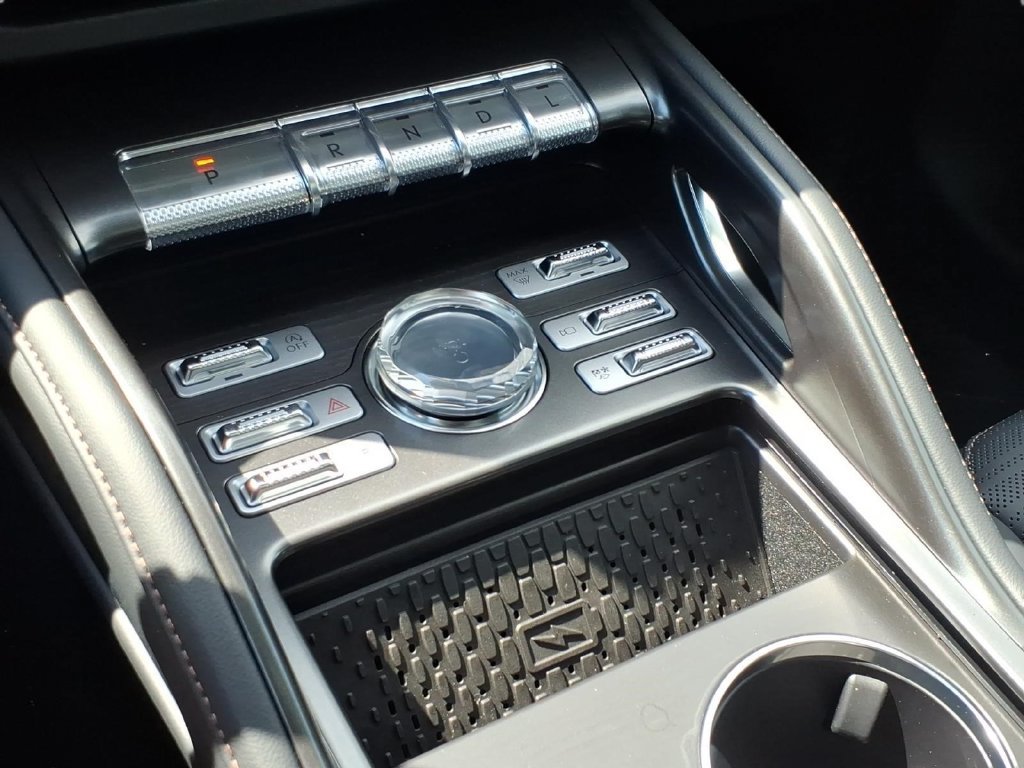 New 2026 Lincoln Nautilus Reserve w/ Jet Appearance Package AWD/4WD image 25