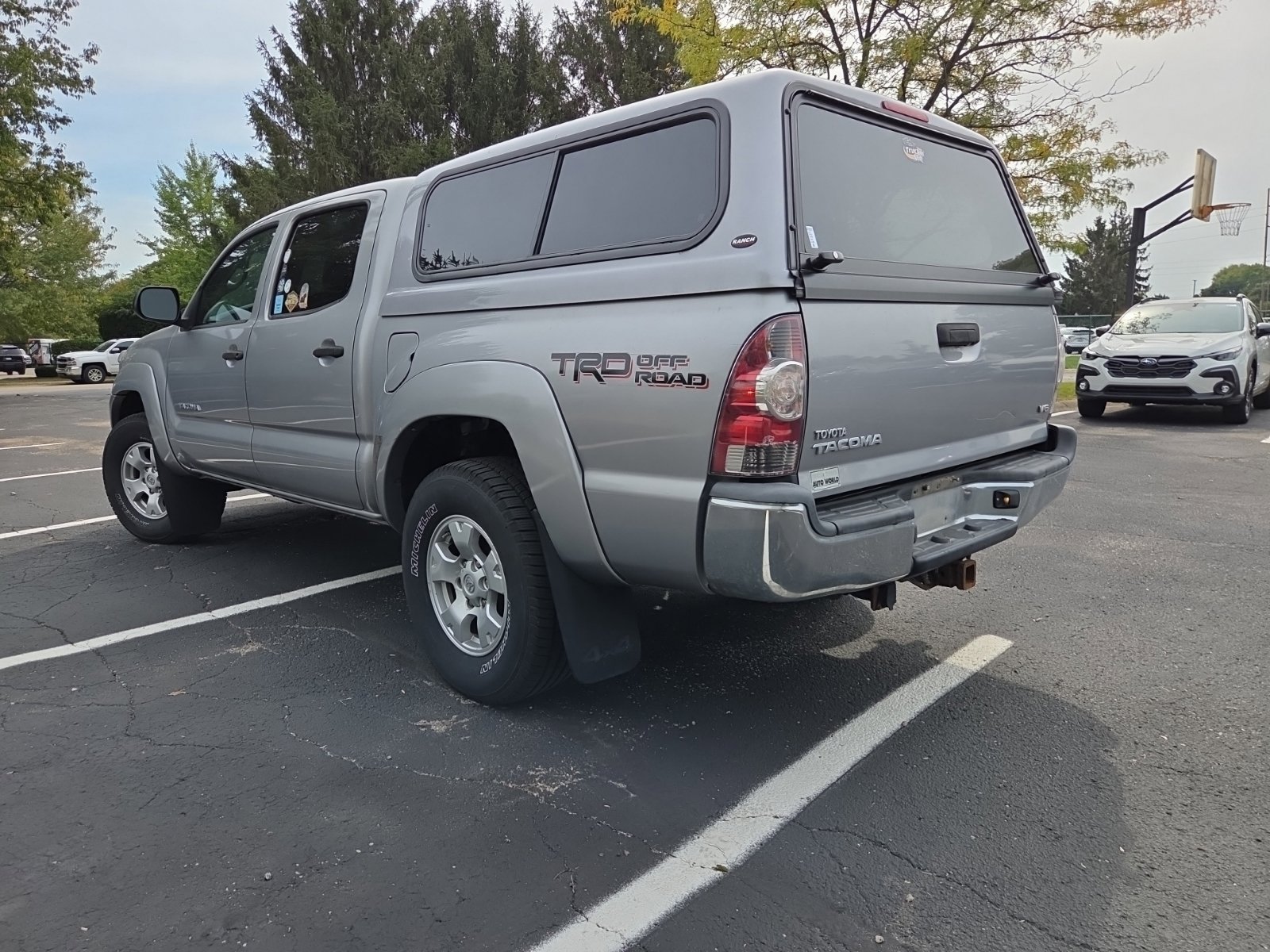 Used 2014 Toyota Tacoma 4x4 Double Cab w/ TRD Off-Road Package image 7