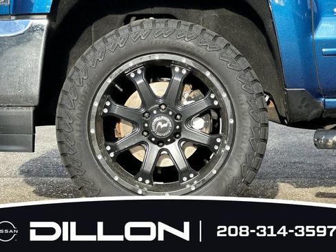 Used 2018 Chevrolet Silverado 1500 LT w/ All Star Edition AWD/4WD image 24