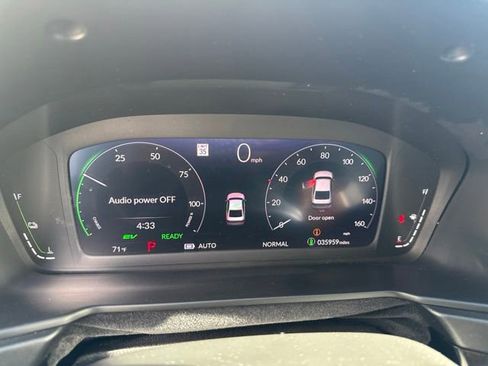 Used 2023 Honda Accord Touring image 13