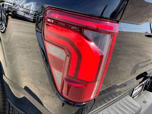 Used 2024 Ford F150 Lariat w/ FX4 Off-Road Package AWD/4WD image 29