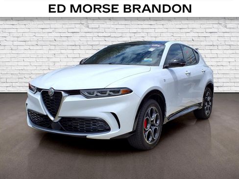 Used 2024 Alfa Romeo Tonale Ti AWD/4WD image 1