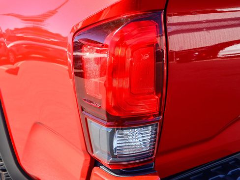 Used 2023 Toyota Tacoma SR w/ SR Convenience Package image 23