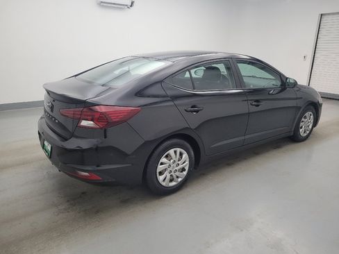 Used 2020 Hyundai Elantra SE w/ Cargo Package (C1) FWD image 10