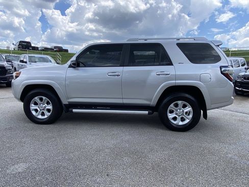 Used 2016 Toyota 4Runner SR5 Premium AWD/4WD image 8
