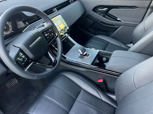 Used 2026 Land Rover Range Rover Evoque S image 4