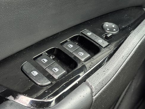 Used 2023 Kia Sportage EX image 24