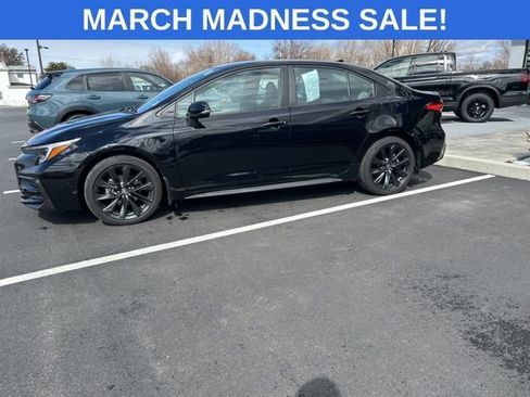 Used 2023 Toyota Corolla SE w/ Carpet Mat Package (TMS) image 9