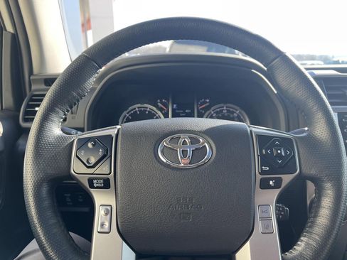 Used 2023 Toyota 4Runner Limited image 22