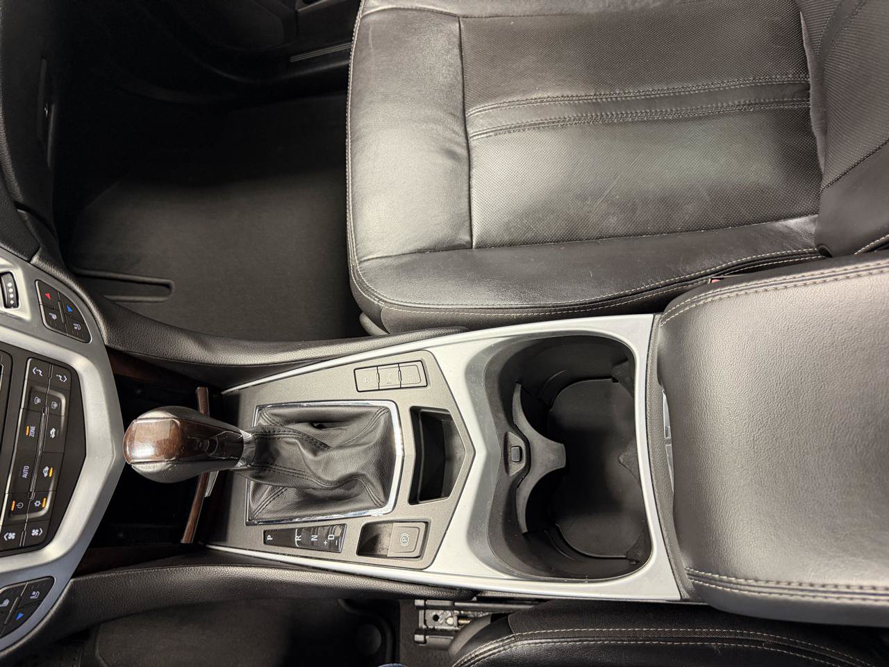 Used 2012 Cadillac SRX Premium FWD image 22