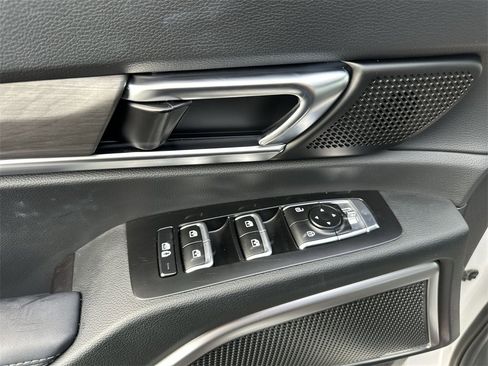 Used 2025 Kia Telluride EX X-Line image 13