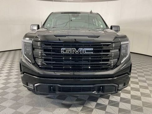 Used 2026 GMC Sierra 1500 Elevation AWD/4WD image 2