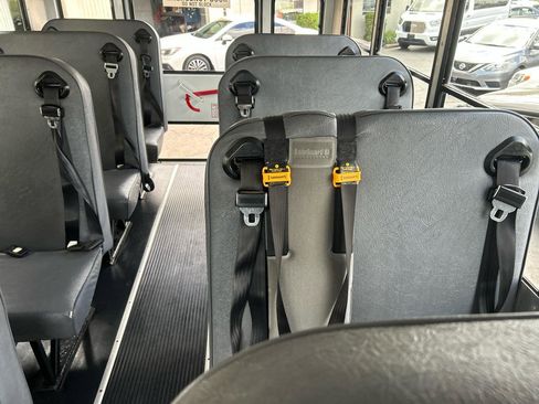 Used 2011 Chevrolet Express 3500 w/ School Bus Package RWD image 22