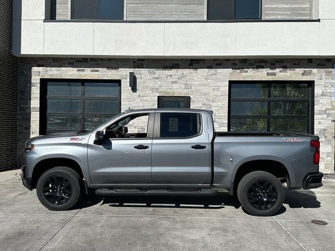Used 2021 Chevrolet Silverado 1500 LT Trail Boss w/ Bed Protection Package AWD/4WD image 6