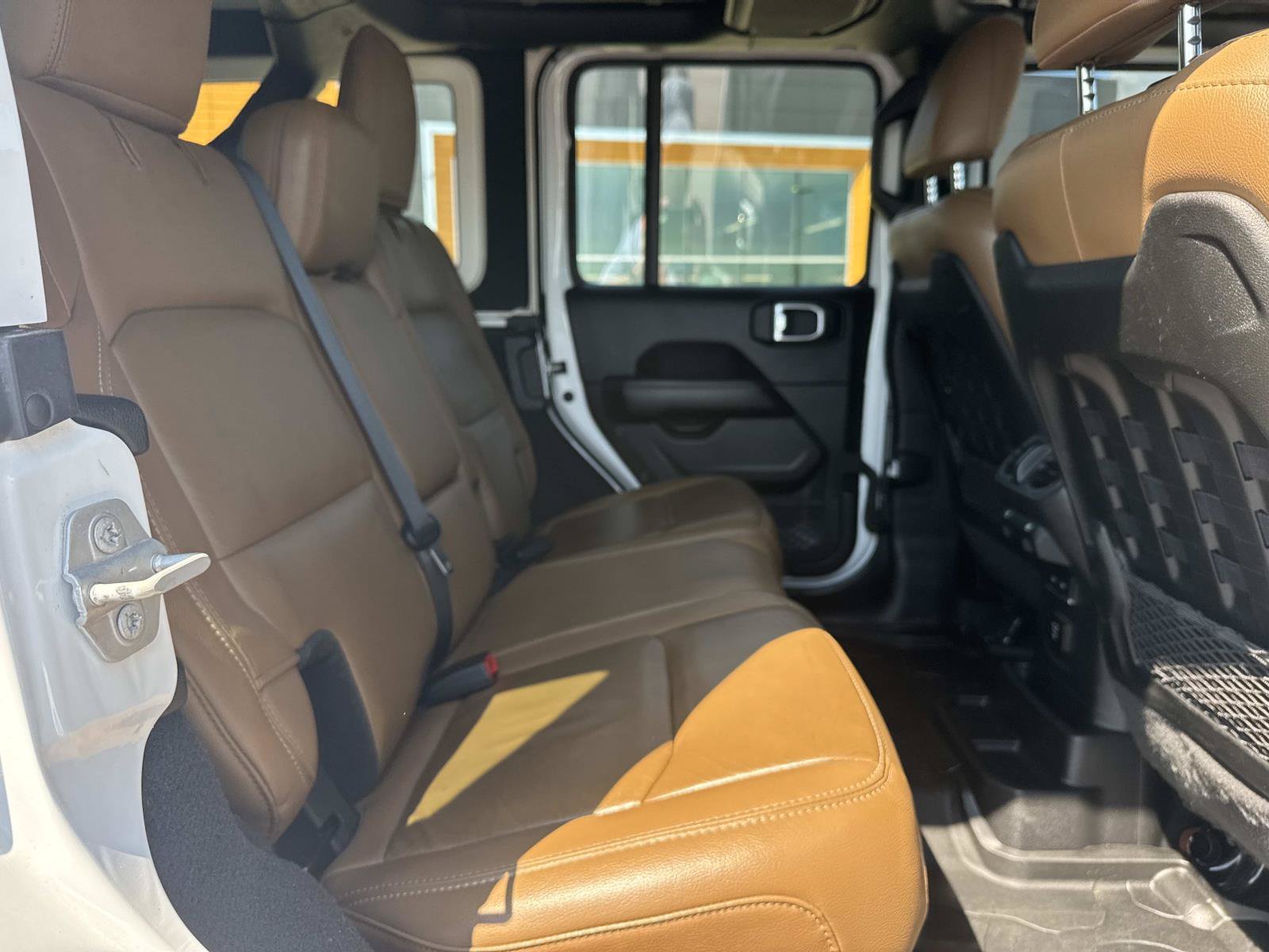 Used 2021 Jeep Wrangler Unlimited Rubicon AWD/4WD image 9