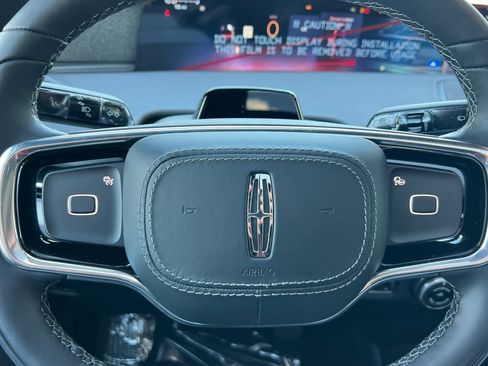 New 2026 Lincoln Navigator L Reserve AWD/4WD image 26