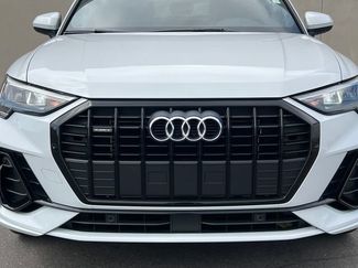 Used 2022 Audi Q3 2.0T Premium AWD/4WD video 4