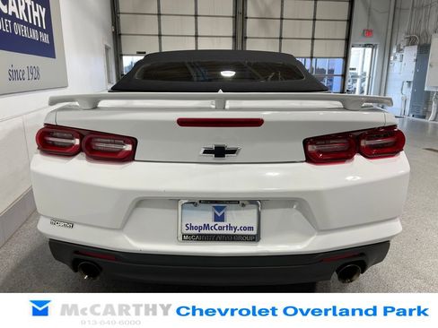 Used 2024 Chevrolet Camaro LT w/ Technology Package RWD image 6