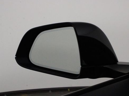 Used 2021 Tesla Model 3 Standard Range Plus image 34