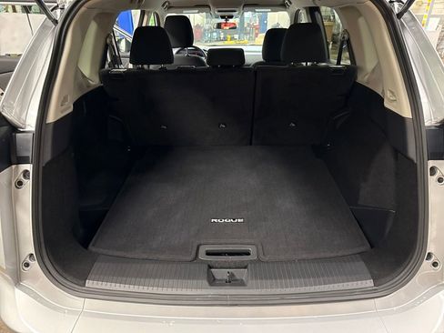 Certified 2024 Nissan Rogue S image 24