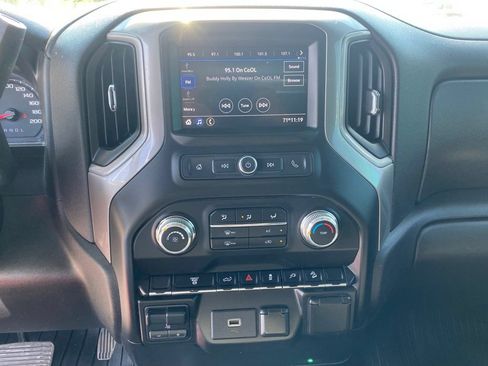 Used 2020 GMC Sierra 3500 4x4 Regular Cab w/ Convenience Package image 17
