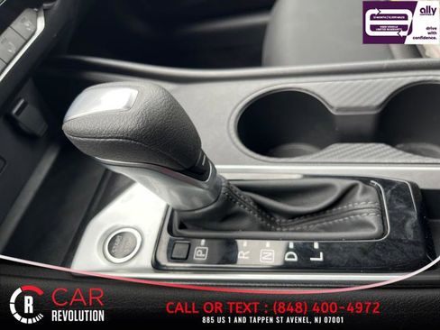 Used 2025 Nissan Altima 2.5 SV FWD image 18
