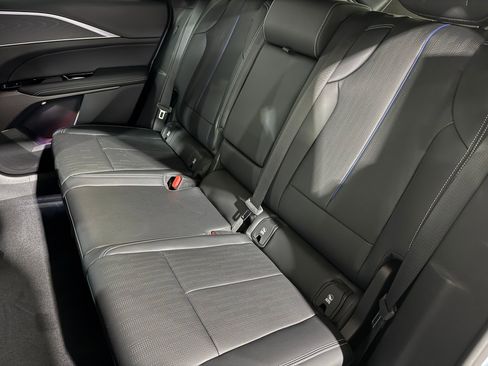 New 2026 Cadillac Lyriq Sport image 38