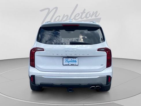 Used 2023 Kia Telluride S w/ S Sunroof Package AWD/4WD image 4