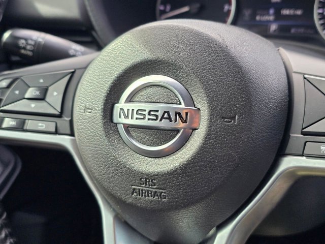 Used 2022 Nissan Sentra SV FWD image 31