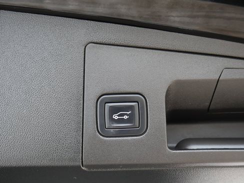 Used 2022 Cadillac XT5 Premium Luxury image 30