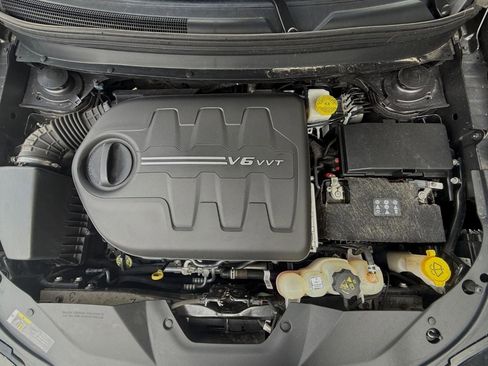 Used 2019 Jeep Cherokee Limited AWD/4WD image 15