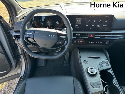 New 2026 Kia Sportage X-Line image 12