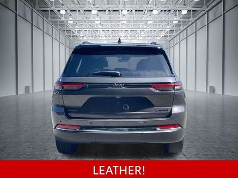 Used 2023 Jeep Grand Cherokee Limited w/ Luxury Tech Group II AWD/4WD image 9