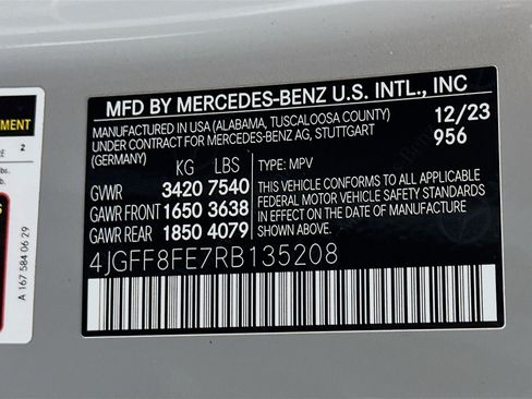 Used 2024 Mercedes-Benz GLS 580 4MATIC image 40