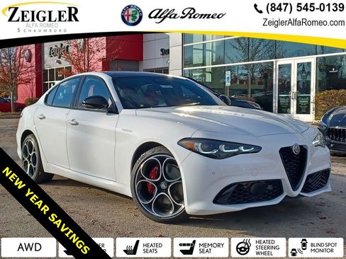 Used 2024 Alfa Romeo Giulia Veloce image 1