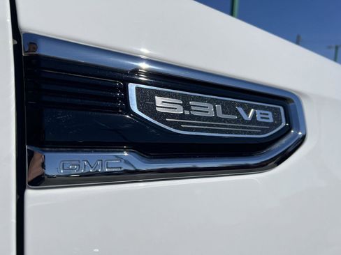 New 2026 GMC Sierra 1500 SLT w/ SLT Premium Plus Package image 3