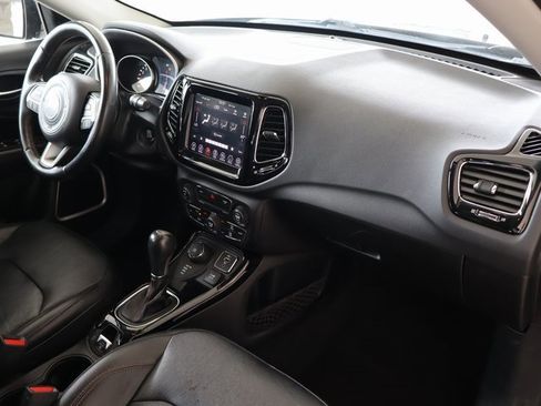 Used 2019 Jeep Compass Limited image 43