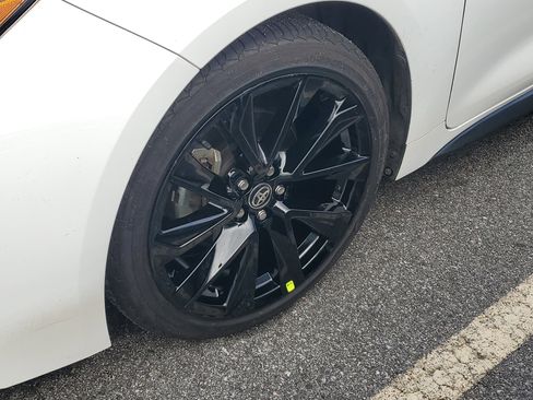 Used 2021 Toyota Corolla SE image 5