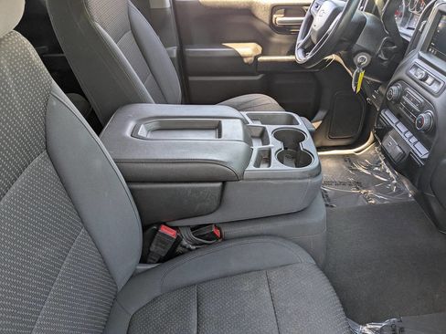 Used 2019 Chevrolet Silverado 1500 Custom w/ Trailering Package image 13